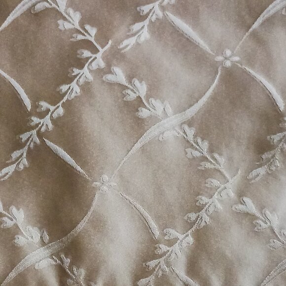 Tablecloth All Occasion Gold Festive Christmas New Years Rectangle 59" x 100" - Picture 2 of 6